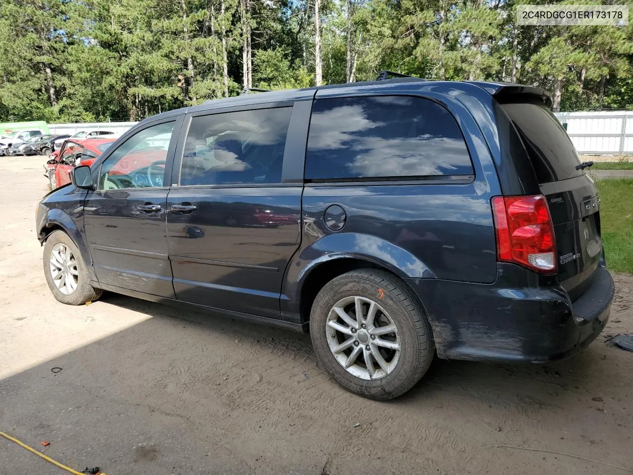 2C4RDGCG1ER173178 2014 Dodge Grand Caravan Sxt