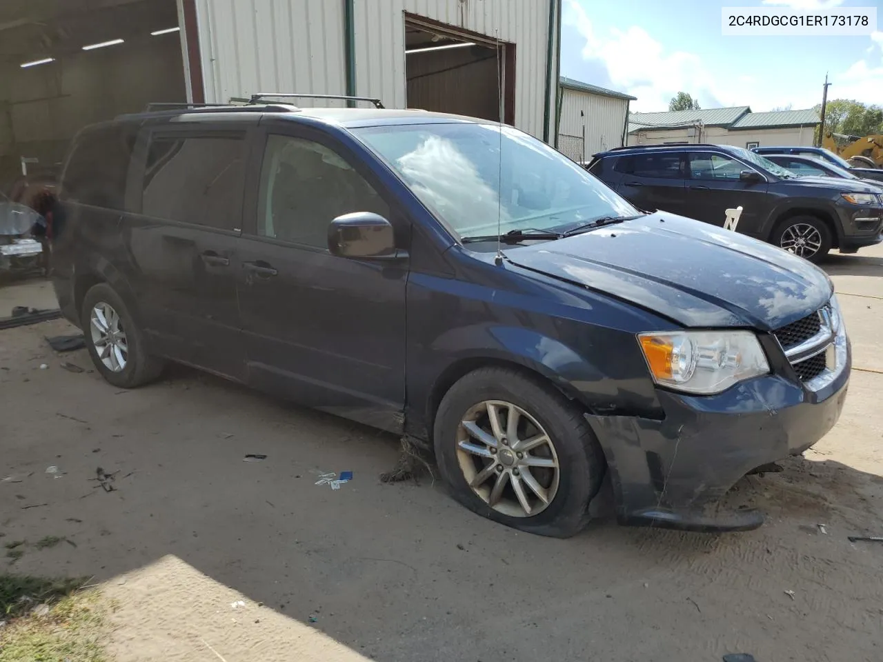 2C4RDGCG1ER173178 2014 Dodge Grand Caravan Sxt