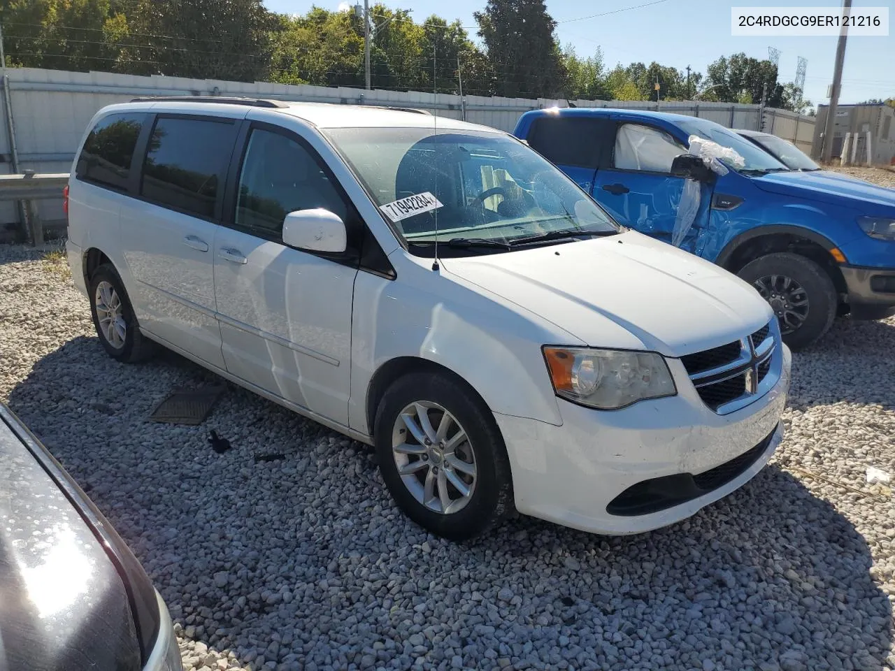 2C4RDGCG9ER121216 2014 Dodge Grand Caravan Sxt