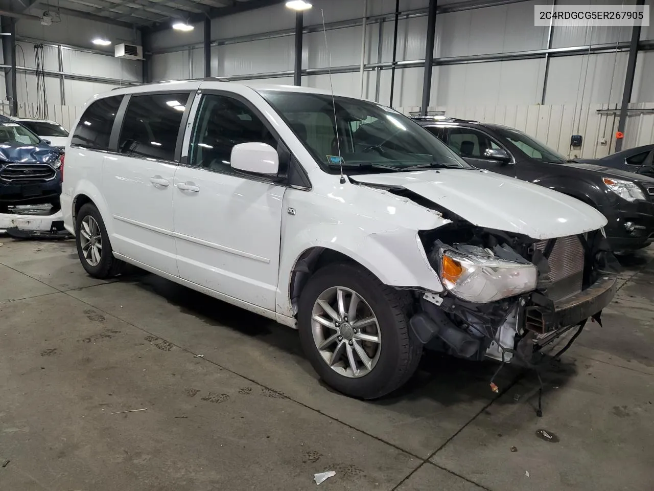 2C4RDGCG5ER267905 2014 Dodge Grand Caravan Sxt