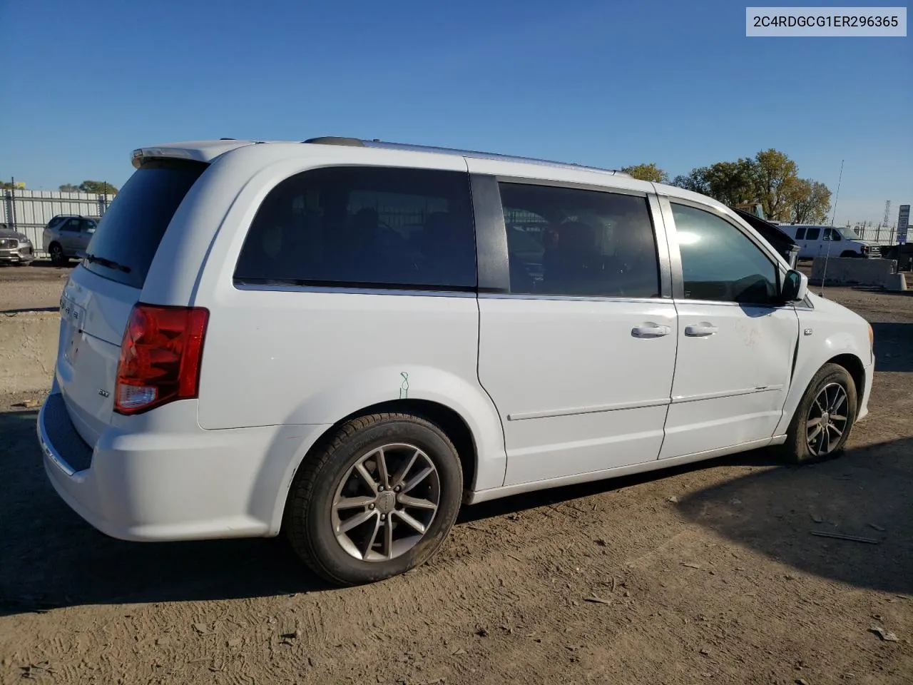 2014 Dodge Grand Caravan Sxt VIN: 2C4RDGCG1ER296365 Lot: 76167564