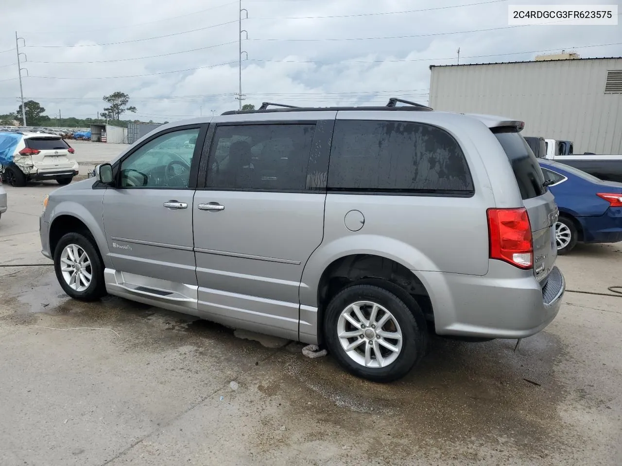 2015 Dodge Grand Caravan Sxt VIN: 2C4RDGCG3FR623575 Lot: 53070564