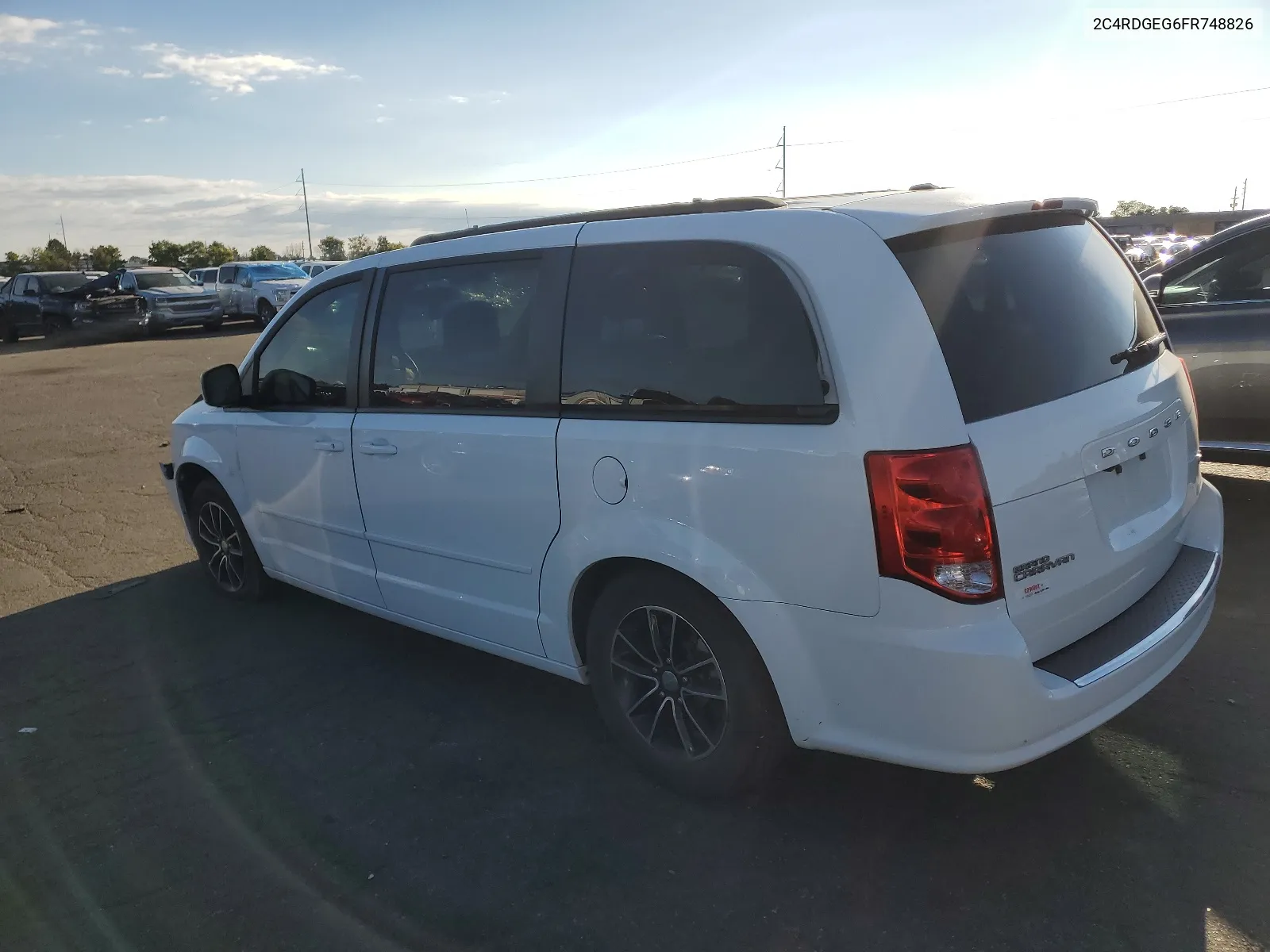 2C4RDGEG6FR748826 2015 Dodge Grand Caravan R/T