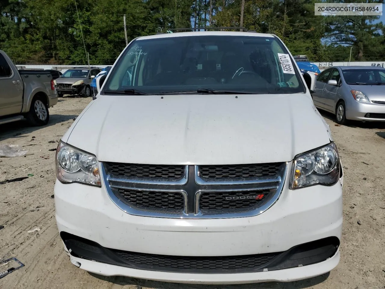 2015 Dodge Grand Caravan Sxt VIN: 2C4RDGCG1FR584954 Lot: 68501074