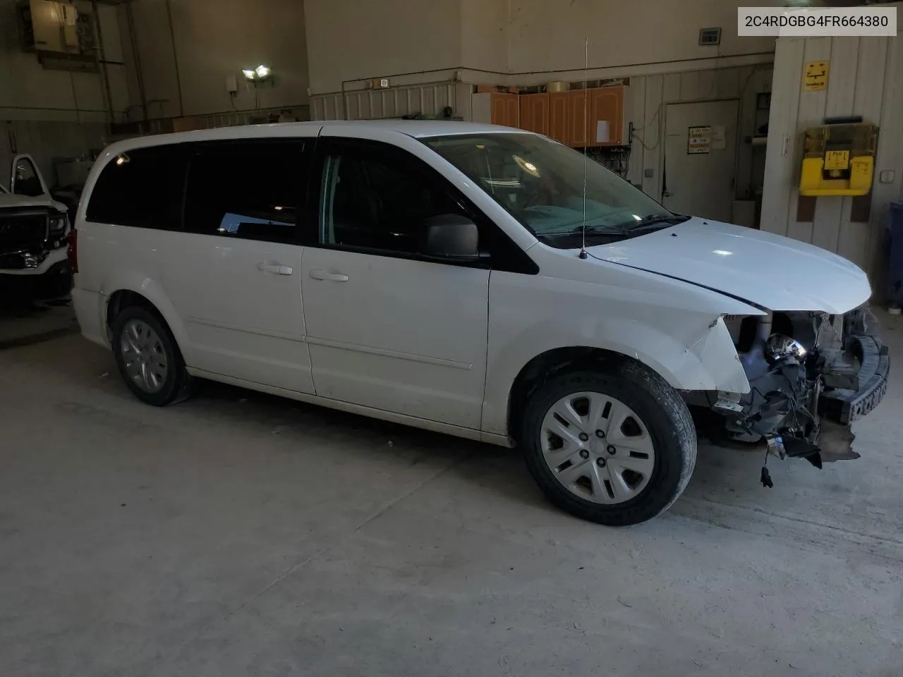 2C4RDGBG4FR664380 2015 Dodge Grand Caravan Se