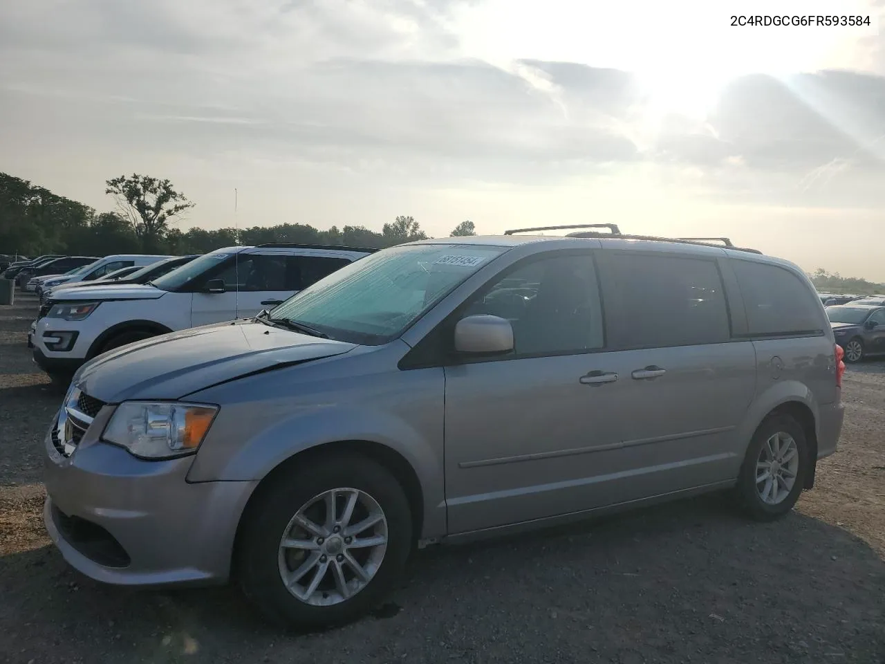 2015 Dodge Grand Caravan Sxt VIN: 2C4RDGCG6FR593584 Lot: 69842234