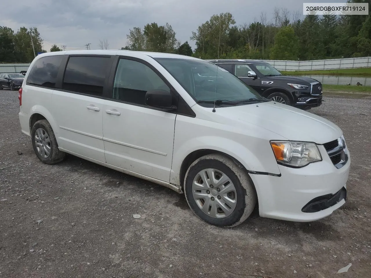 2C4RDGBGXFR719124 2015 Dodge Grand Caravan Se