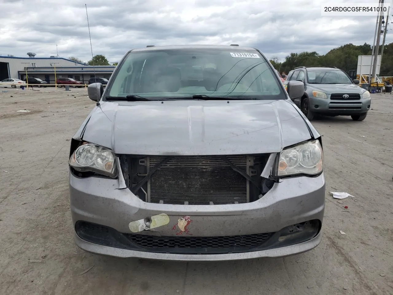 2C4RDGCG5FR541010 2015 Dodge Grand Caravan Sxt