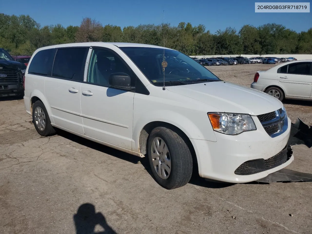 2C4RDGBG3FR718719 2015 Dodge Grand Caravan Se