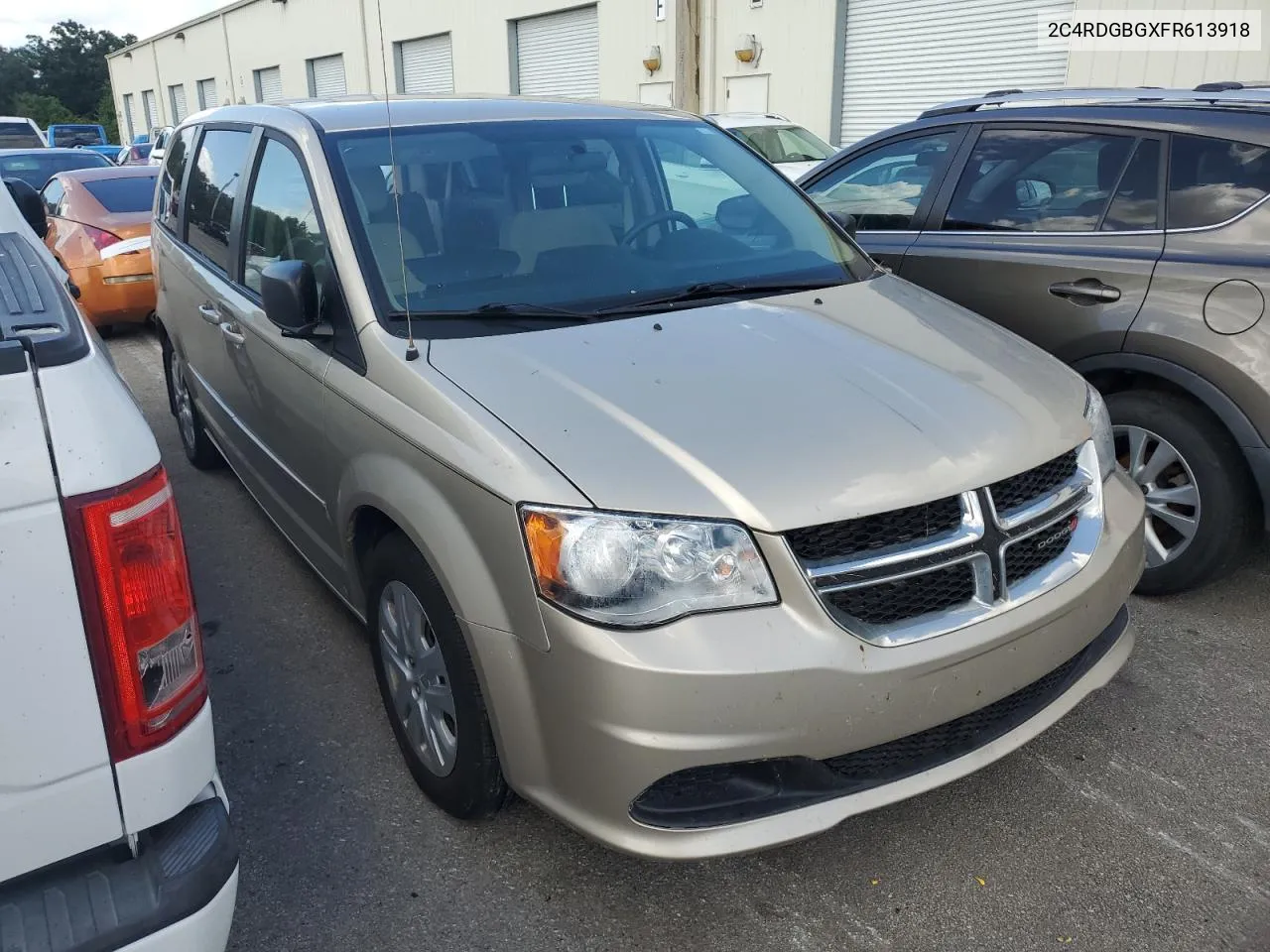 2015 Dodge Grand Caravan Se VIN: 2C4RDGBGXFR613918 Lot: 75124864