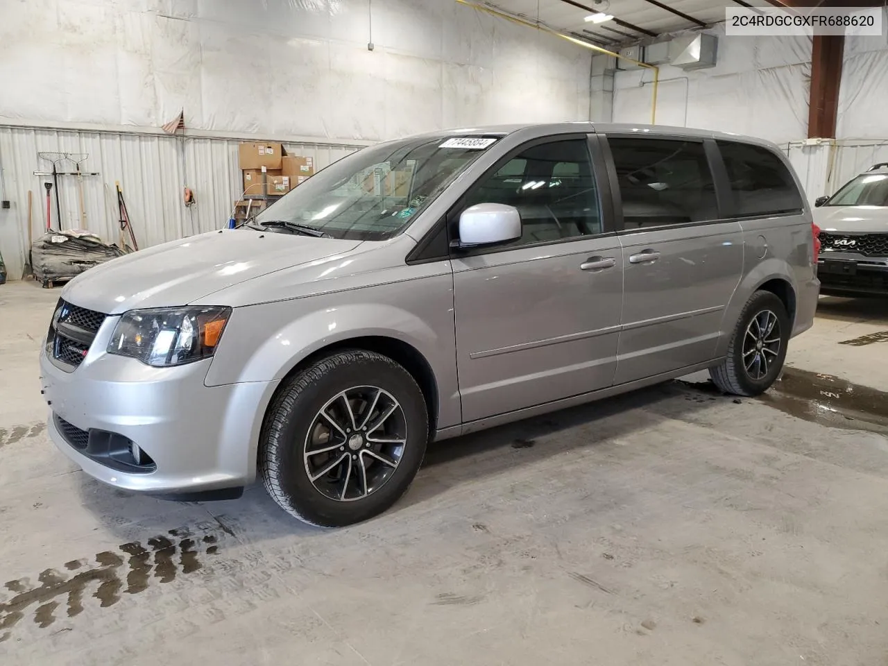 2015 Dodge Grand Caravan Sxt VIN: 2C4RDGCGXFR688620 Lot: 77445884