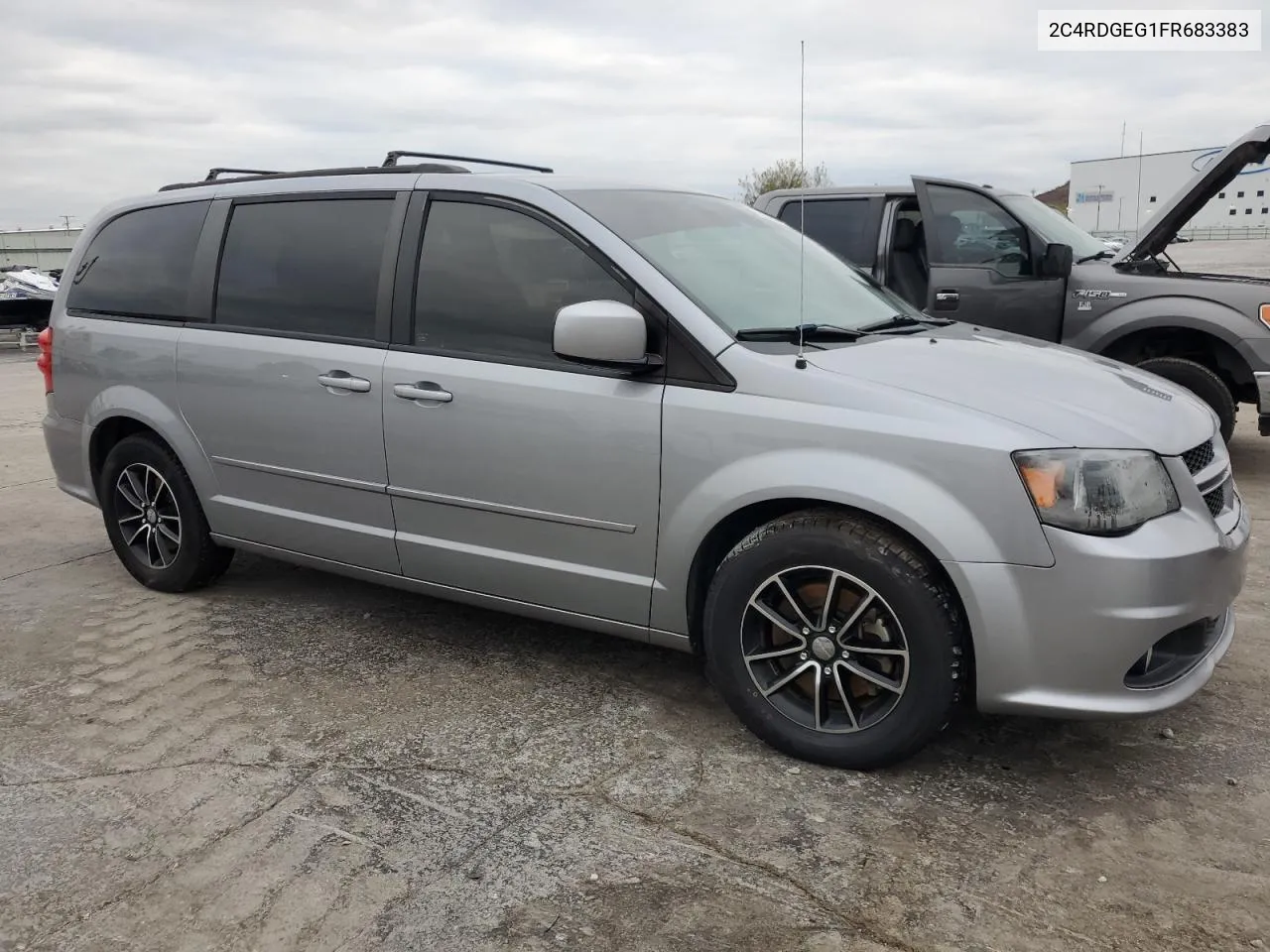 2015 Dodge Grand Caravan R/T VIN: 2C4RDGEG1FR683383 Lot: 79520434