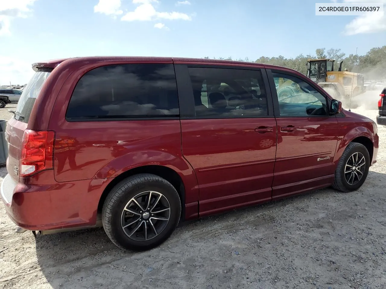 2015 Dodge Grand Caravan R/T VIN: 2C4RDGEG1FR606397 Lot: 79670374