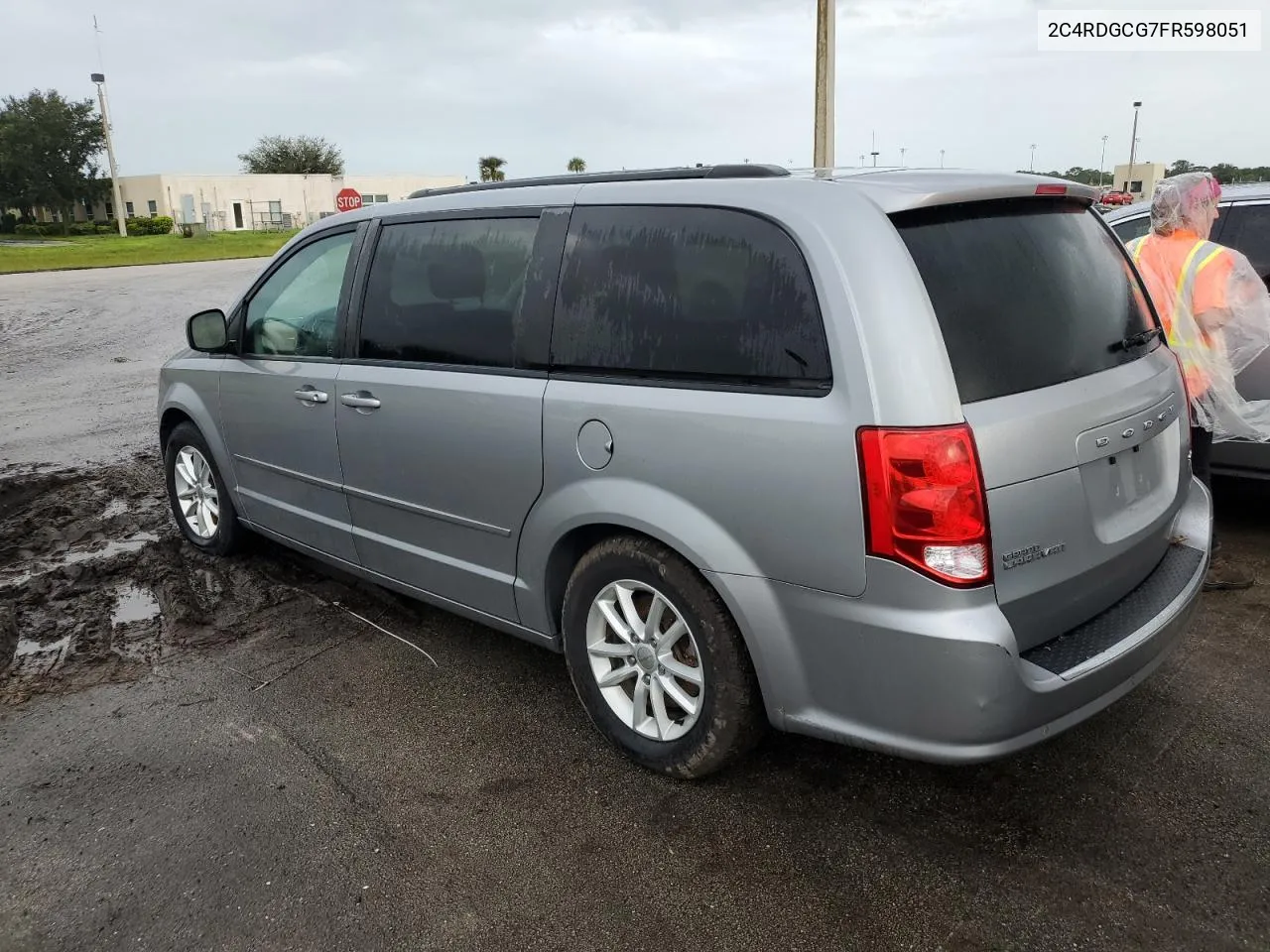 2C4RDGCG7FR598051 2015 Dodge Grand Caravan Sxt