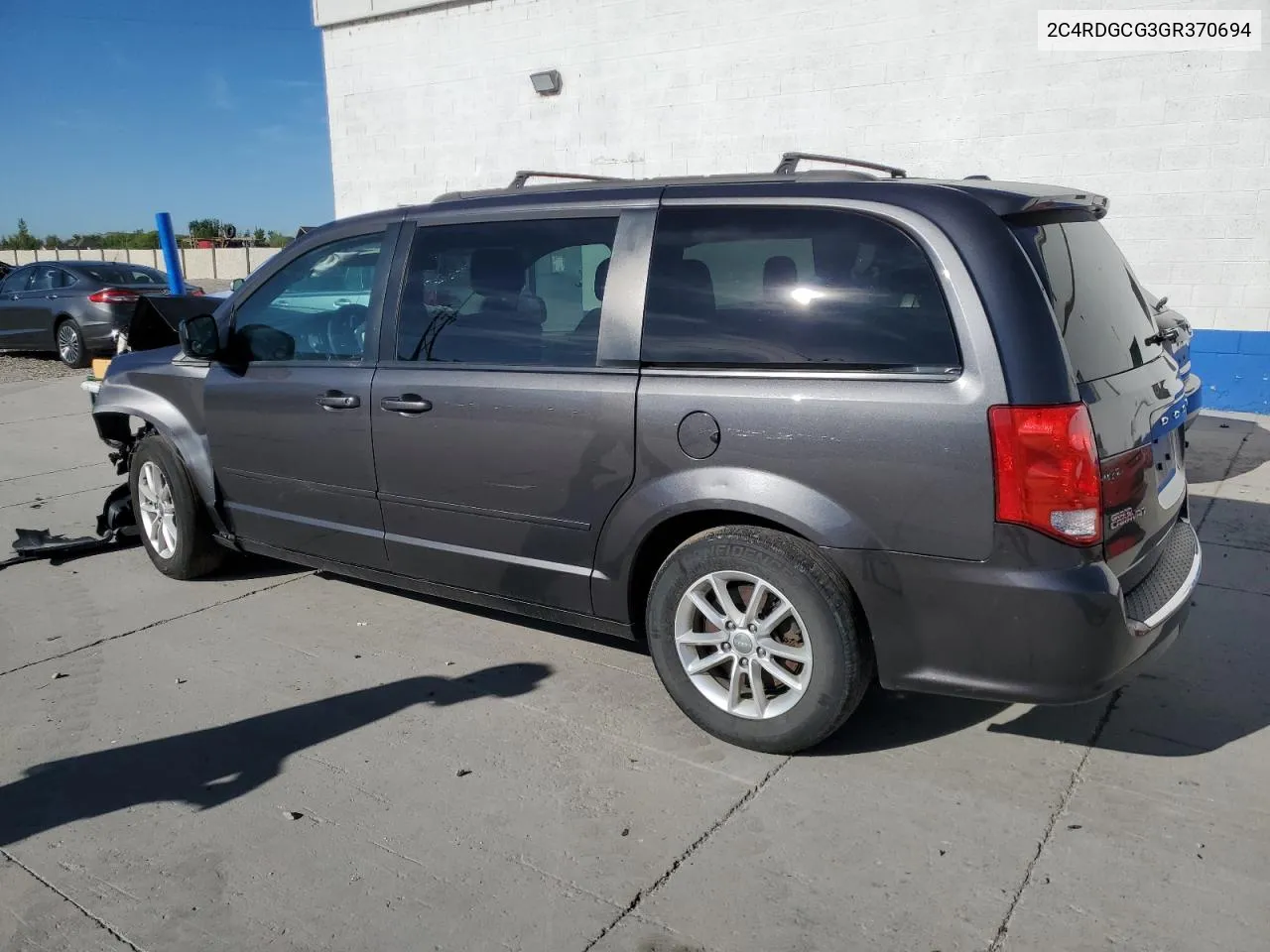 2C4RDGCG3GR370694 2016 Dodge Grand Caravan Sxt