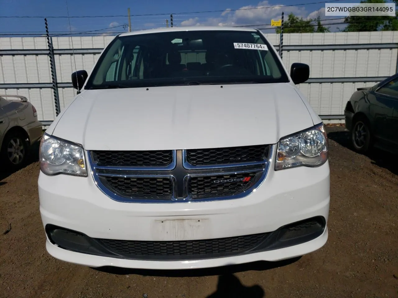 2C7WDGBG3GR144095 2016 Dodge Grand Caravan Se