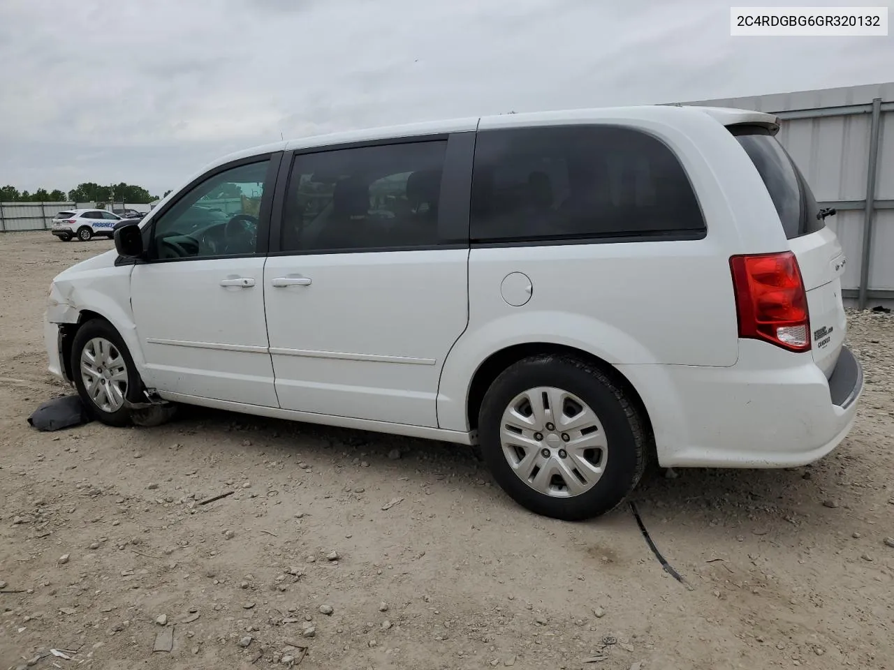 2C4RDGBG6GR320132 2016 Dodge Grand Caravan Se