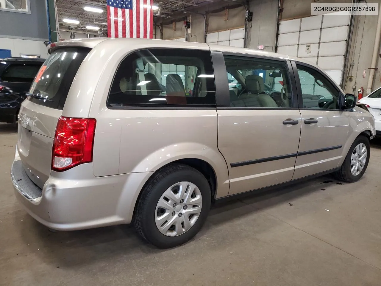 2C4RDGBG0GR257898 2016 Dodge Grand Caravan Se