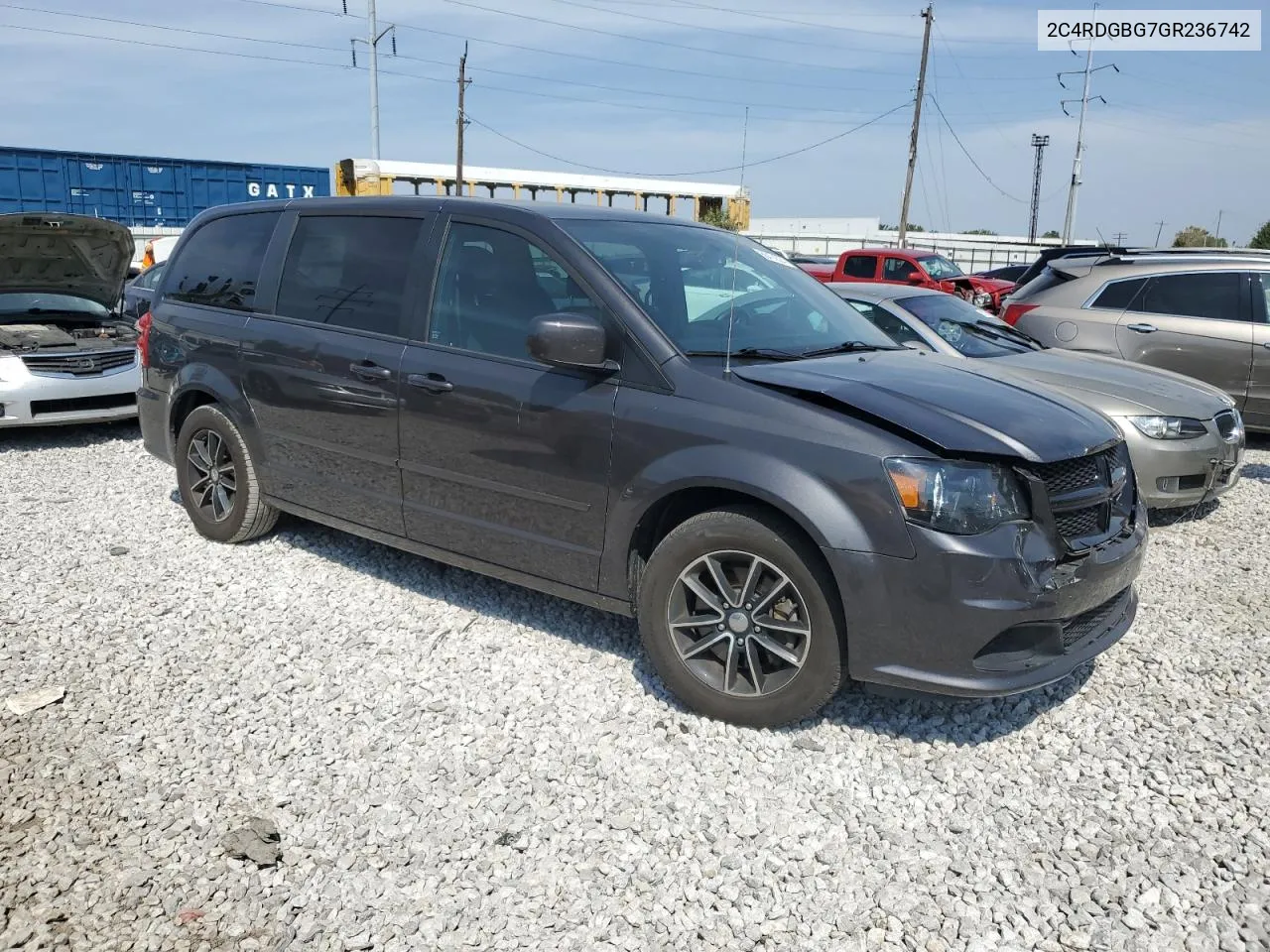 2C4RDGBG7GR236742 2016 Dodge Grand Caravan Se