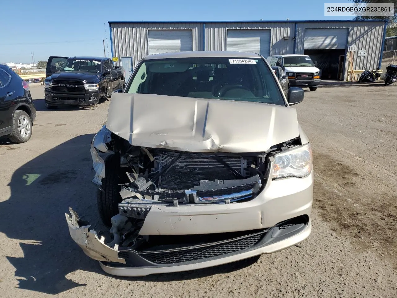 2016 Dodge Grand Caravan Se VIN: 2C4RDGBGXGR235861 Lot: 71584294