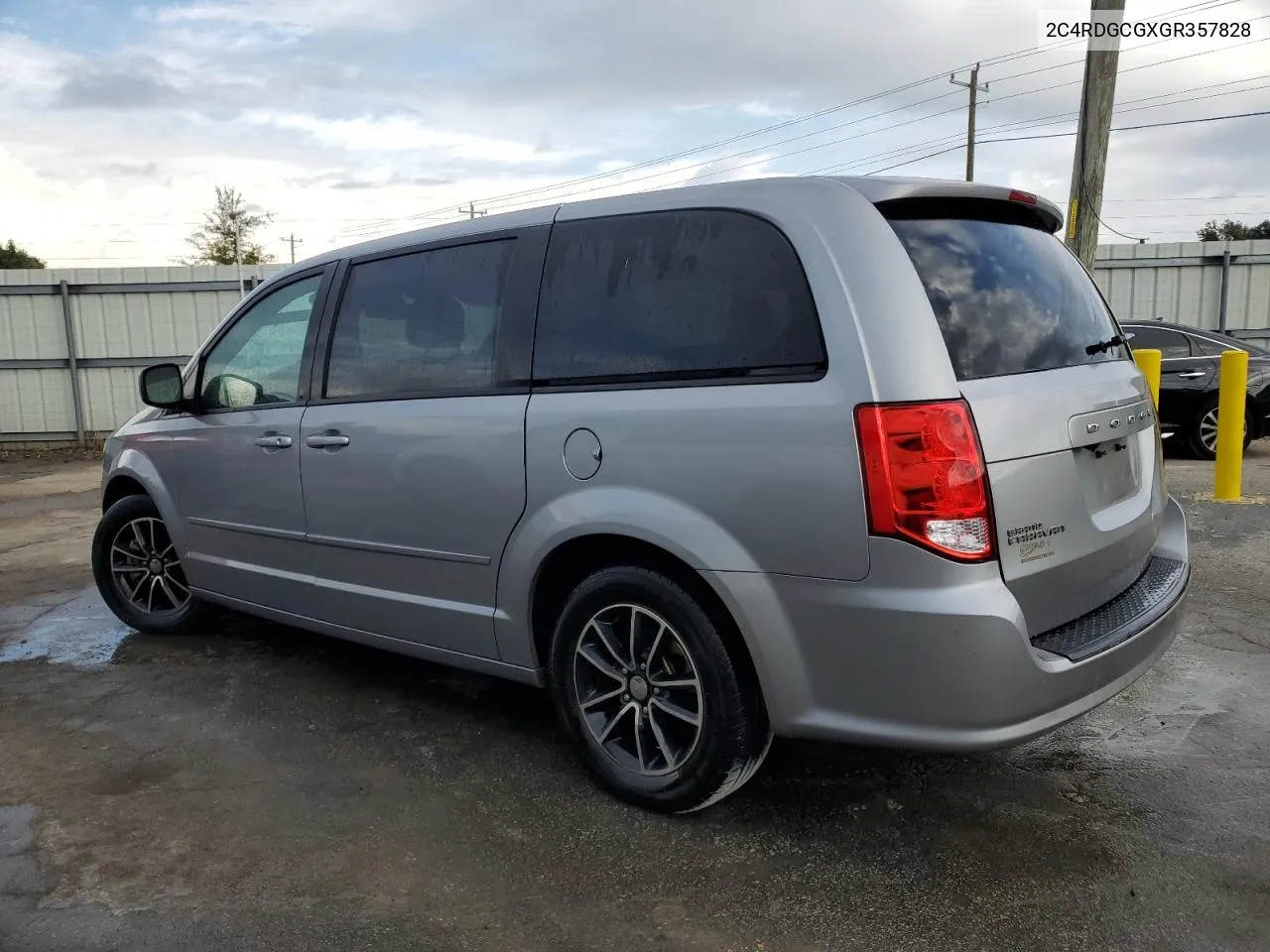 2016 Dodge Grand Caravan Sxt VIN: 2C4RDGCGXGR357828 Lot: 71951094