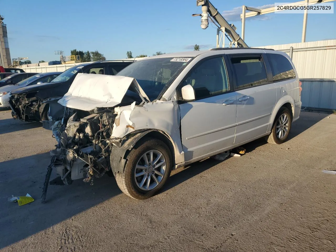 2016 Dodge Grand Caravan Sxt VIN: 2C4RDGCG5GR257829 Lot: 73218564