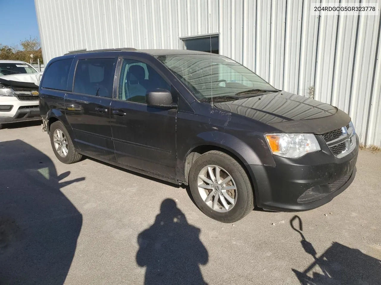 2016 Dodge Grand Caravan Sxt VIN: 2C4RDGCG5GR323778 Lot: 76590244