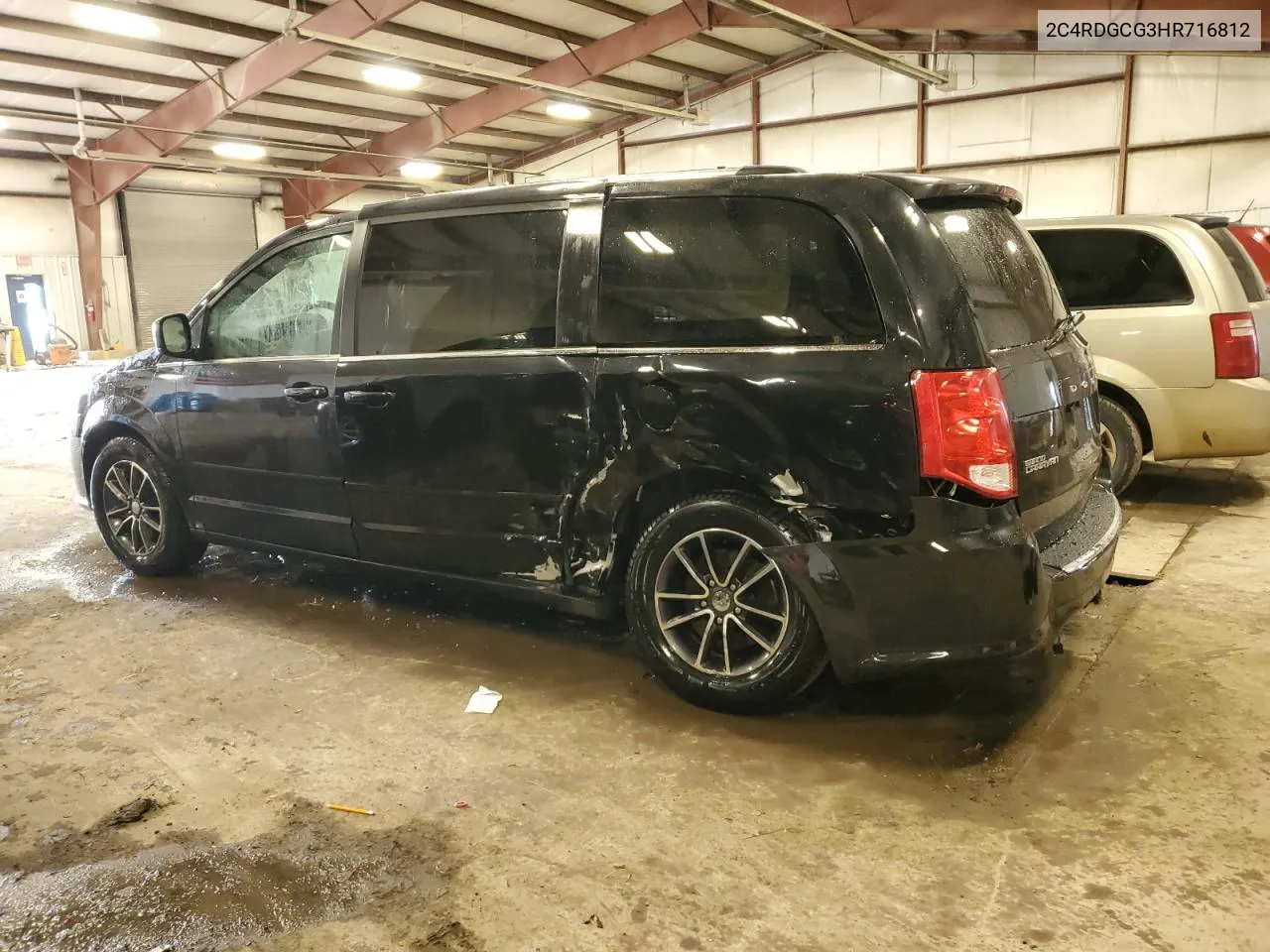 2C4RDGCG3HR716812 2017 Dodge Grand Caravan Sxt