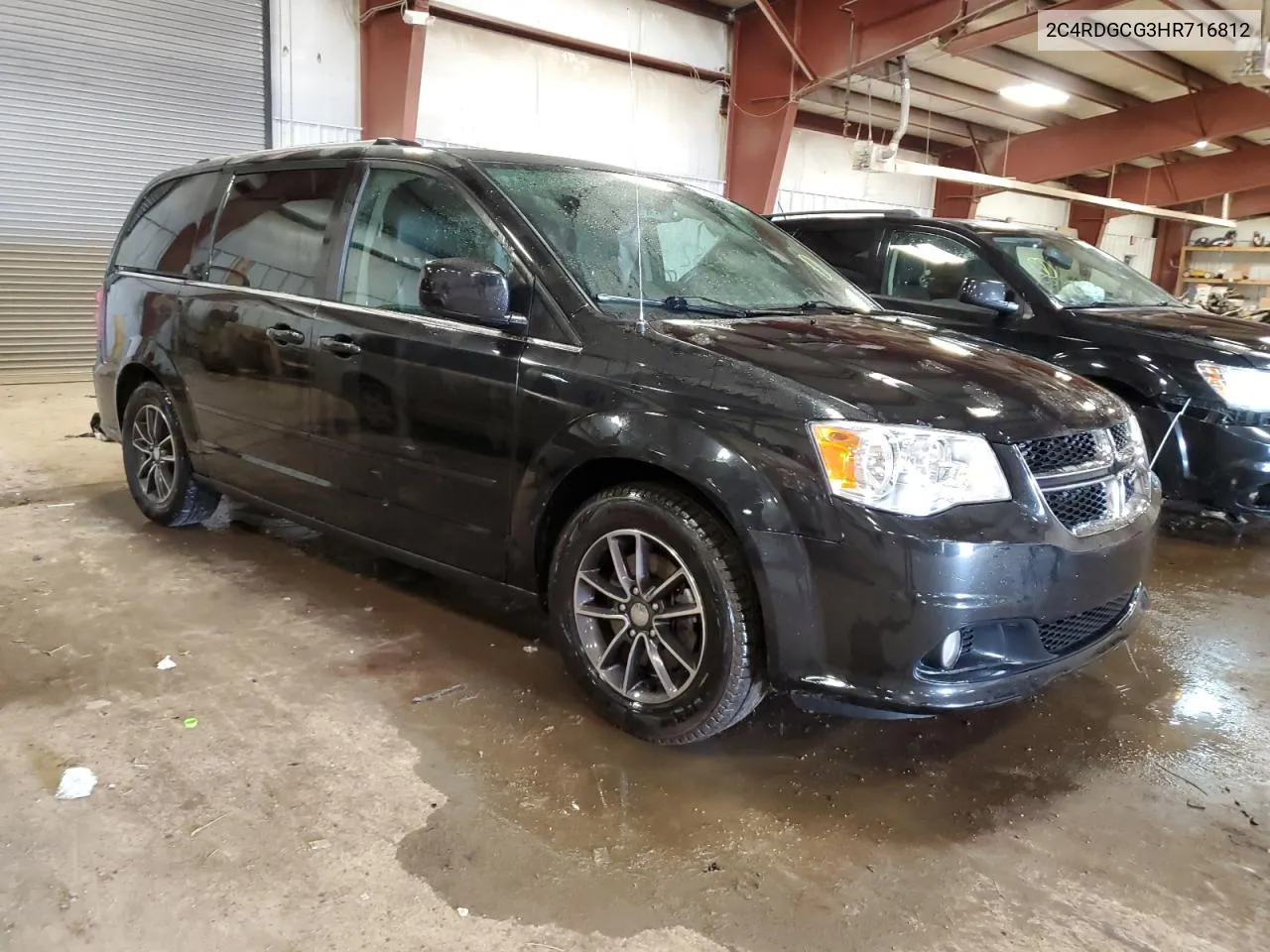 2C4RDGCG3HR716812 2017 Dodge Grand Caravan Sxt