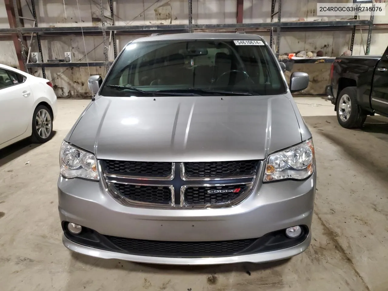 2C4RDGCG3HR715076 2017 Dodge Grand Caravan Sxt