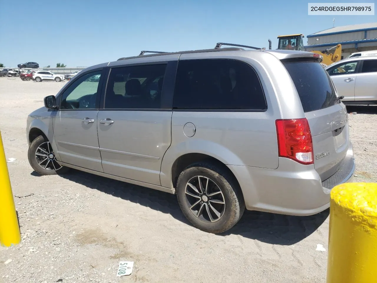 2C4RDGEG5HR798975 2017 Dodge Grand Caravan Gt