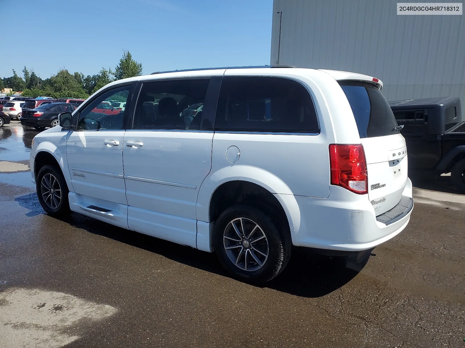 2C4RDGCG4HR718312 2017 Dodge Grand Caravan Sxt