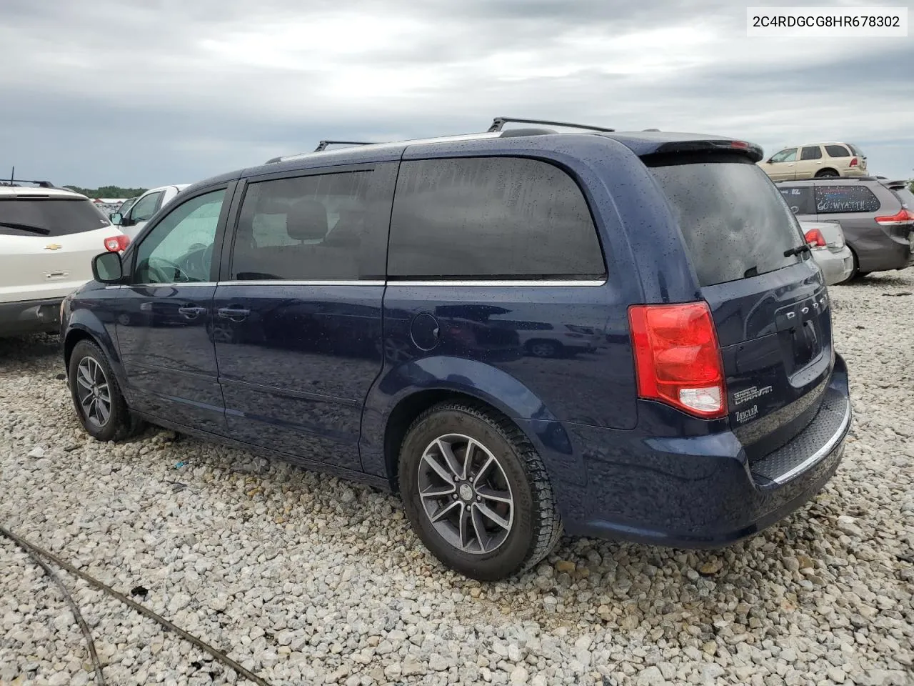 2C4RDGCG8HR678302 2017 Dodge Grand Caravan Sxt