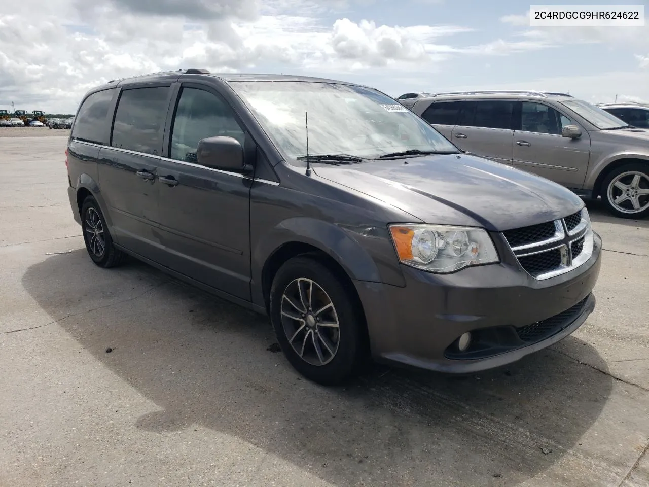 2017 Dodge Grand Caravan Sxt VIN: 2C4RDGCG9HR624622 Lot: 64268004