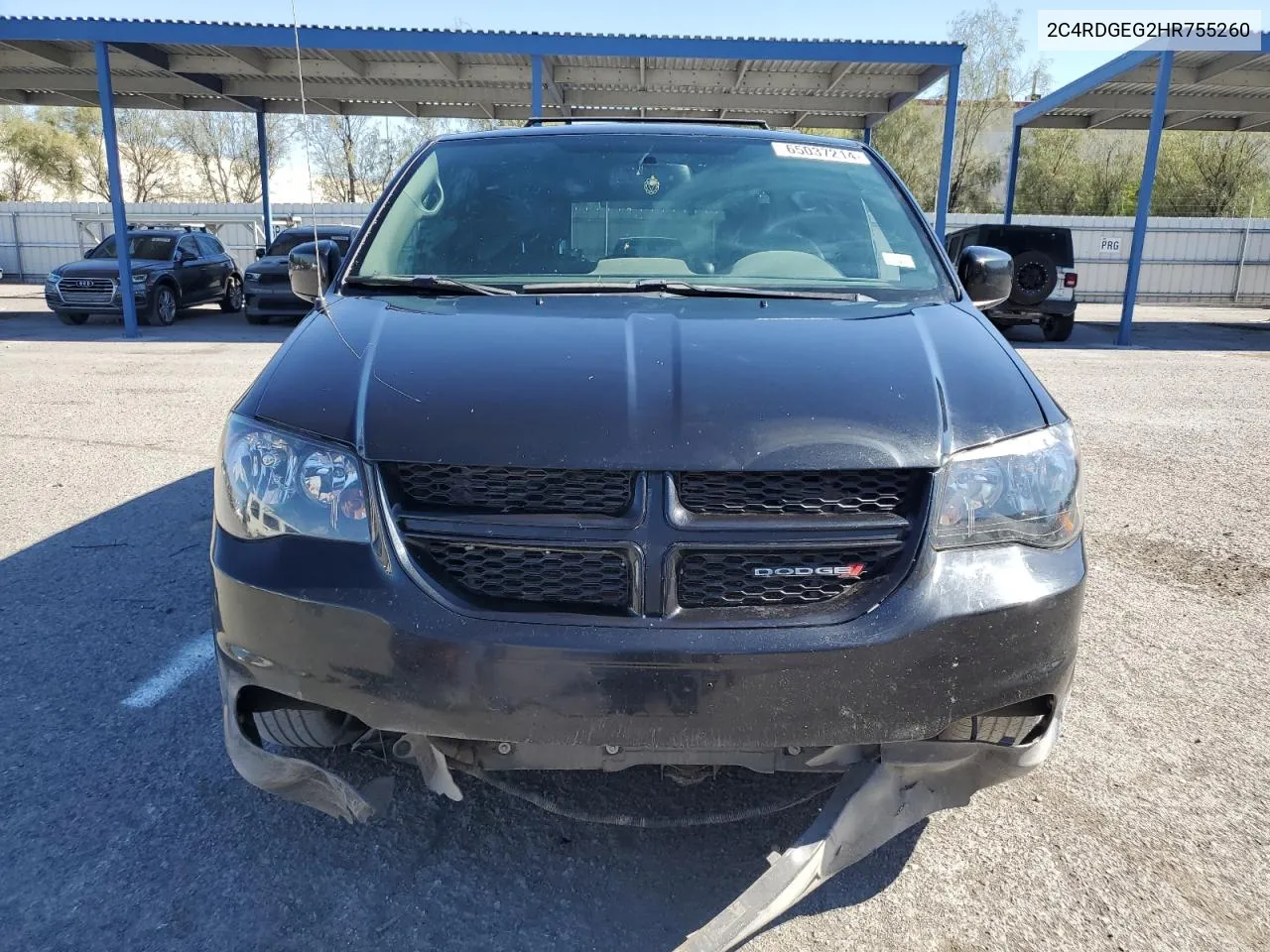 2C4RDGEG2HR755260 2017 Dodge Grand Caravan Gt