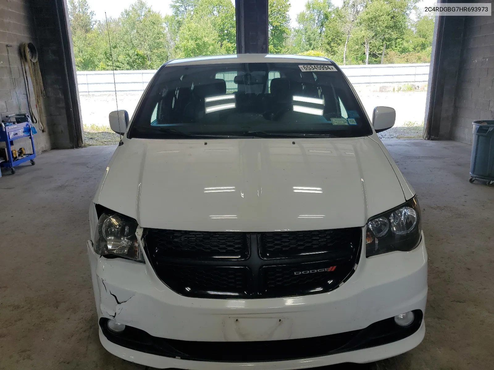 2C4RDGBG7HR693973 2017 Dodge Grand Caravan Se