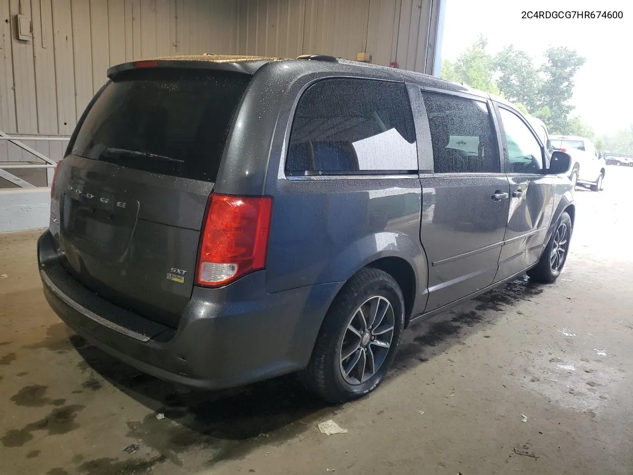 2C4RDGCG7HR674600 2017 Dodge Grand Caravan Sxt