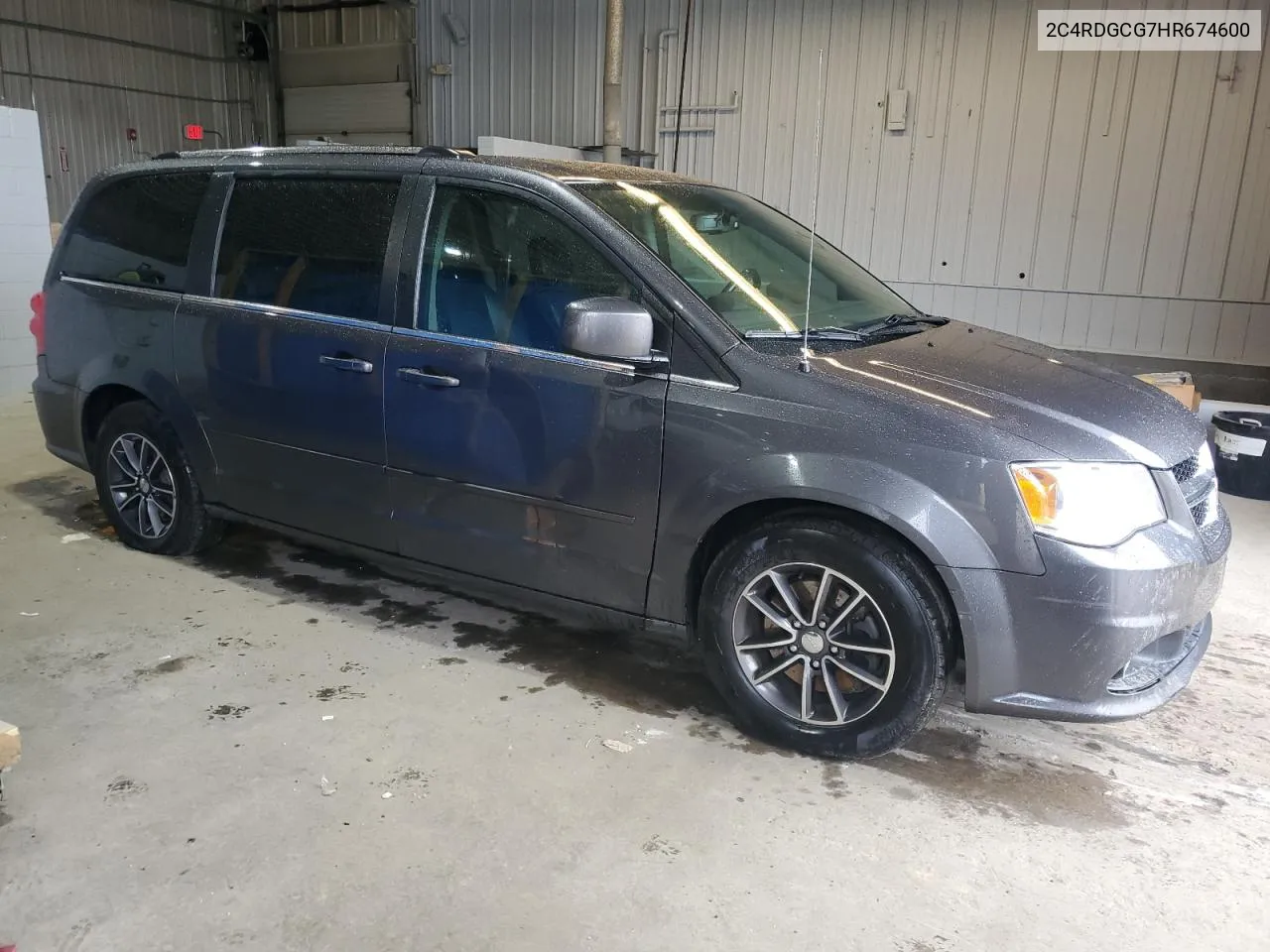 2C4RDGCG7HR674600 2017 Dodge Grand Caravan Sxt