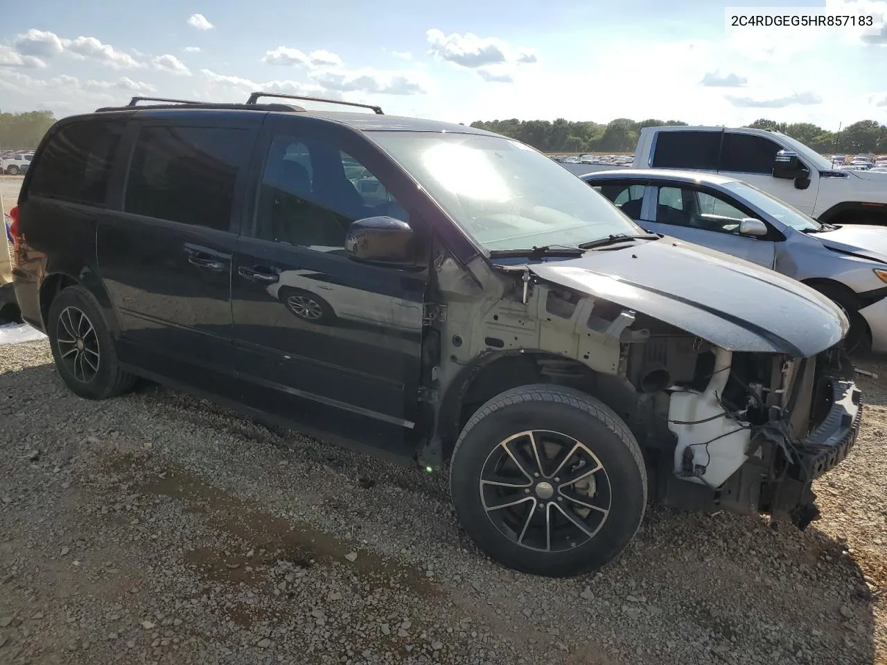 2C4RDGEG5HR857183 2017 Dodge Grand Caravan Gt