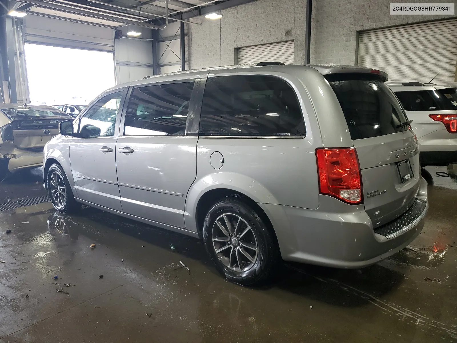 2C4RDGCG8HR779341 2017 Dodge Grand Caravan Sxt