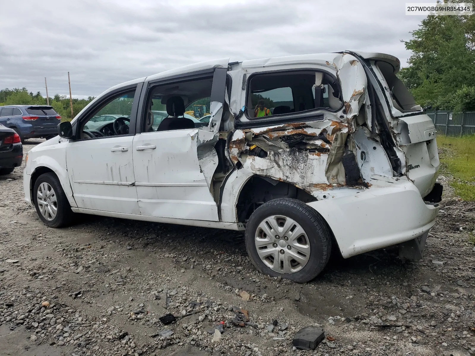 2C7WDGBG9HR854345 2017 Dodge Grand Caravan Se