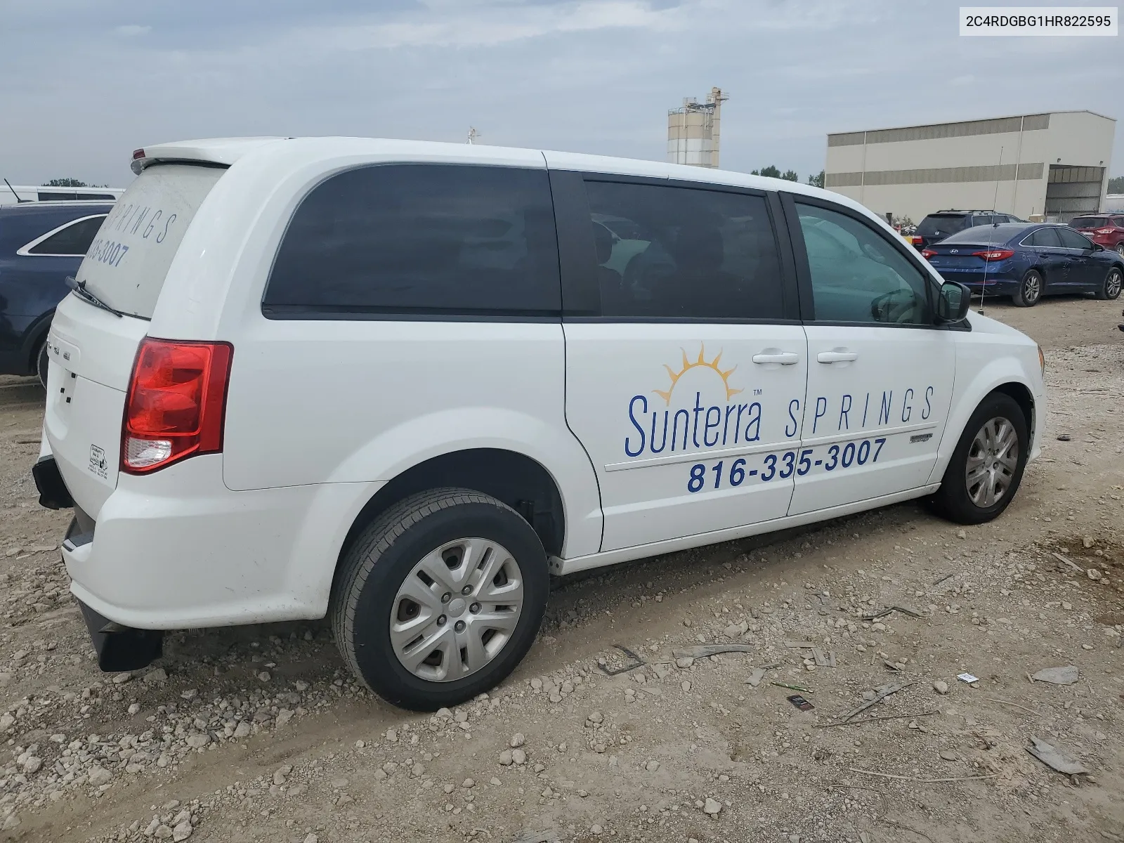 2C4RDGBG1HR822595 2017 Dodge Grand Caravan Se