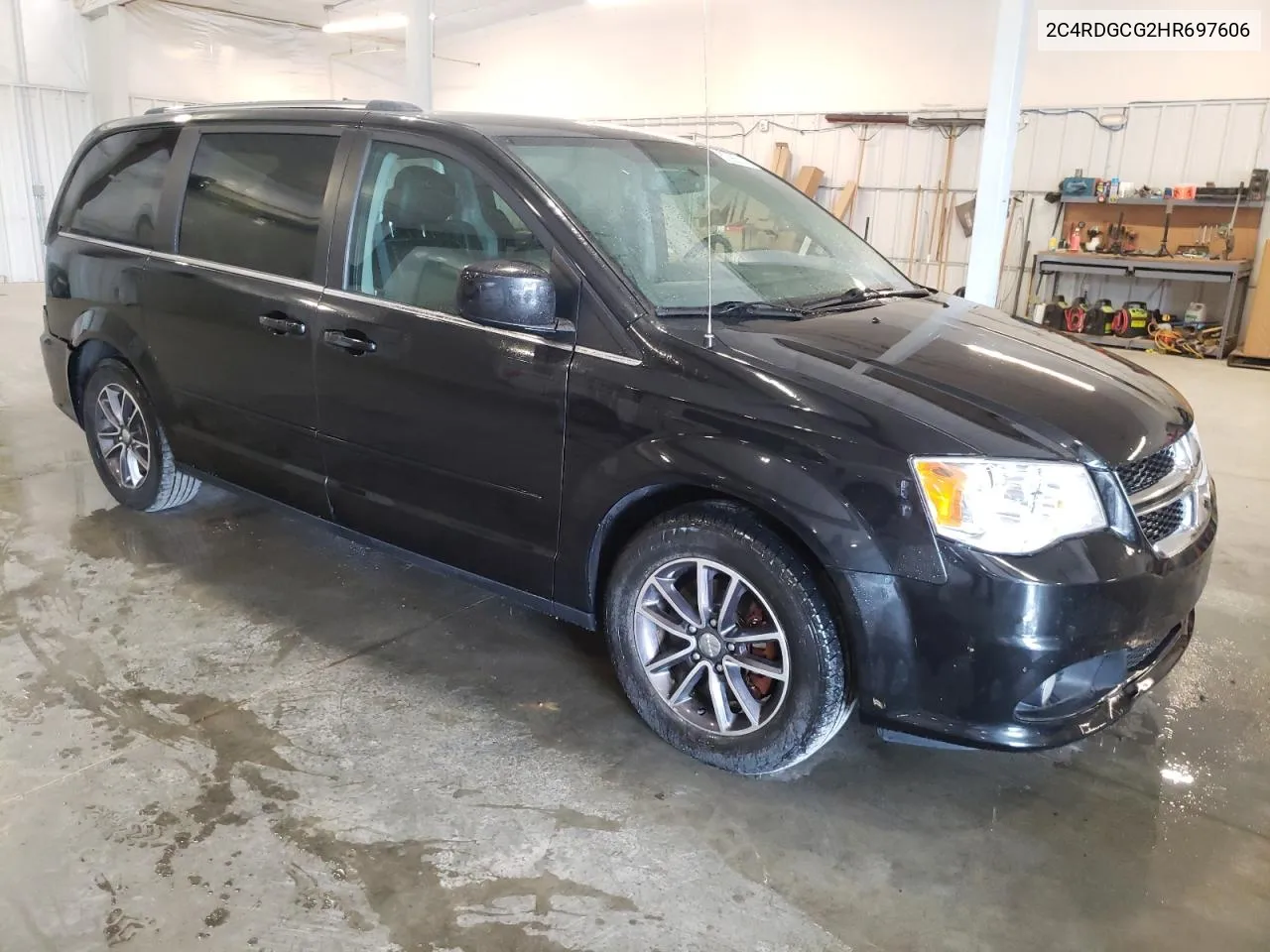 2017 Dodge Grand Caravan Sxt VIN: 2C4RDGCG2HR697606 Lot: 67885214