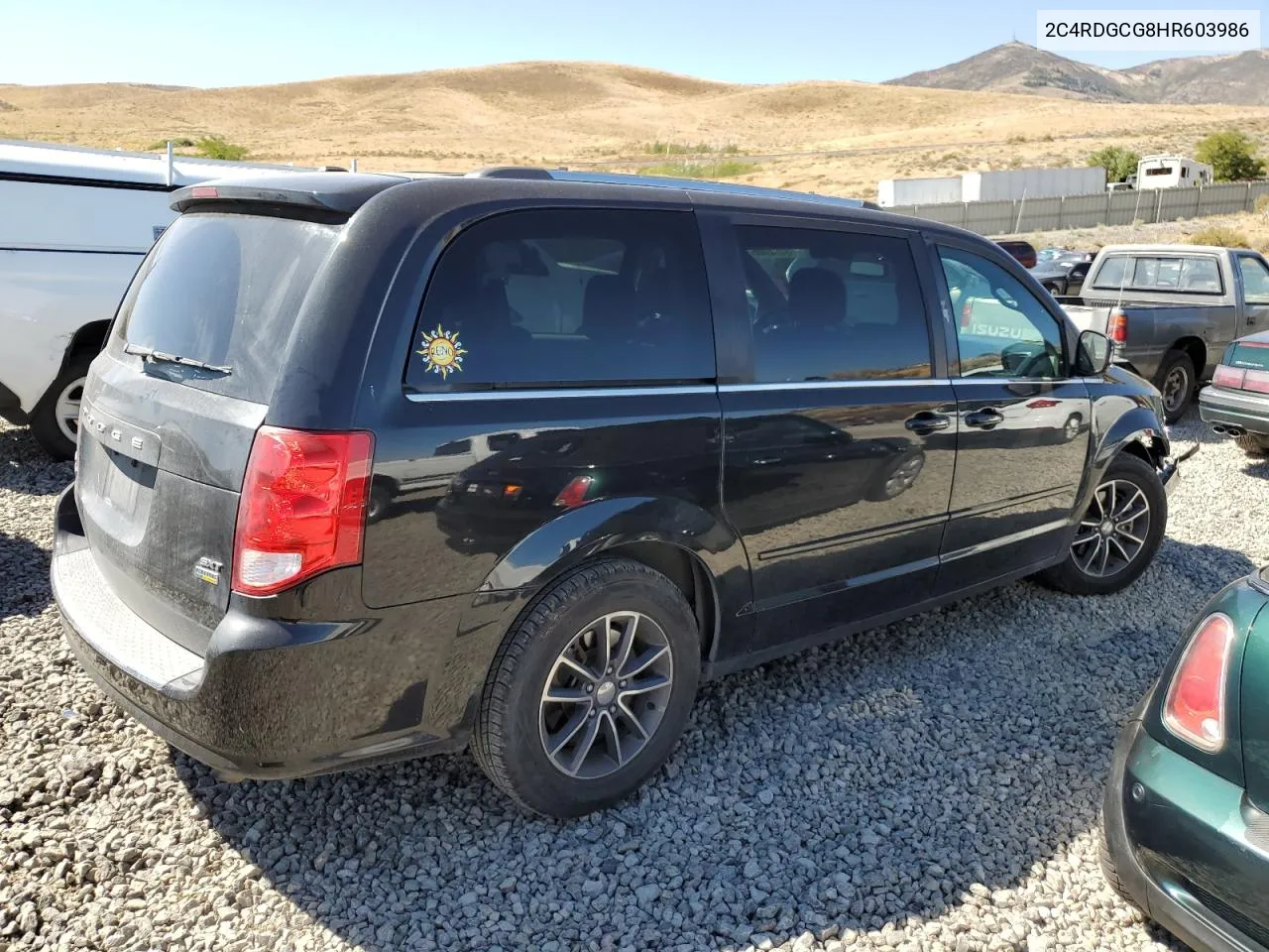 2C4RDGCG8HR603986 2017 Dodge Grand Caravan Sxt