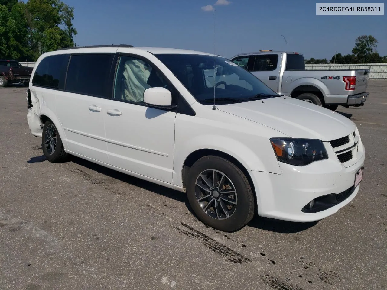 2017 Dodge Grand Caravan Gt VIN: 2C4RDGEG4HR858311 Lot: 69067414