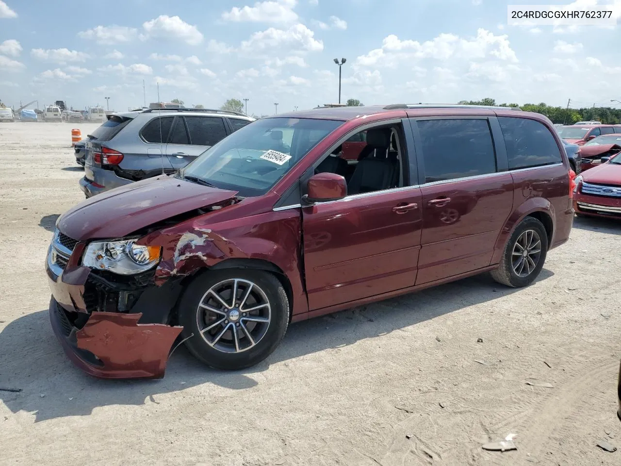 2017 Dodge Grand Caravan Sxt VIN: 2C4RDGCGXHR762377 Lot: 69559464