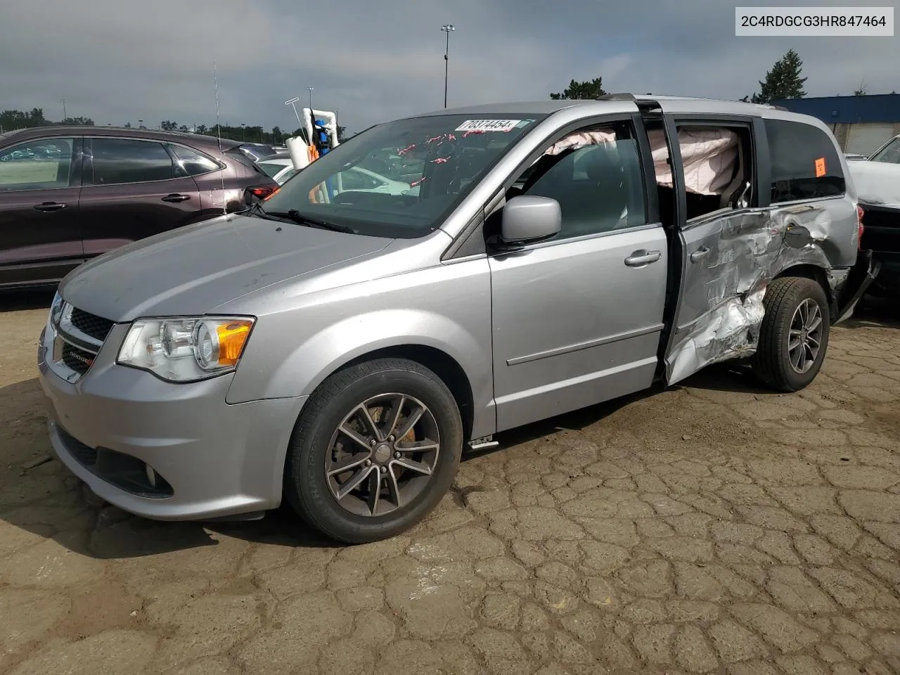 2C4RDGCG3HR847464 2017 Dodge Grand Caravan Sxt