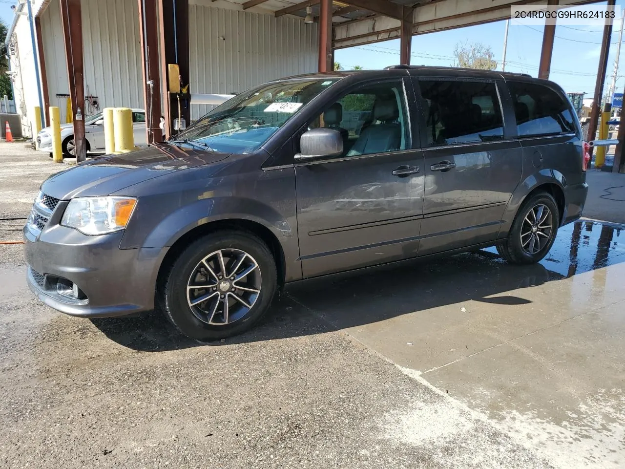 2017 Dodge Grand Caravan Sxt VIN: 2C4RDGCG9HR624183 Lot: 70780814