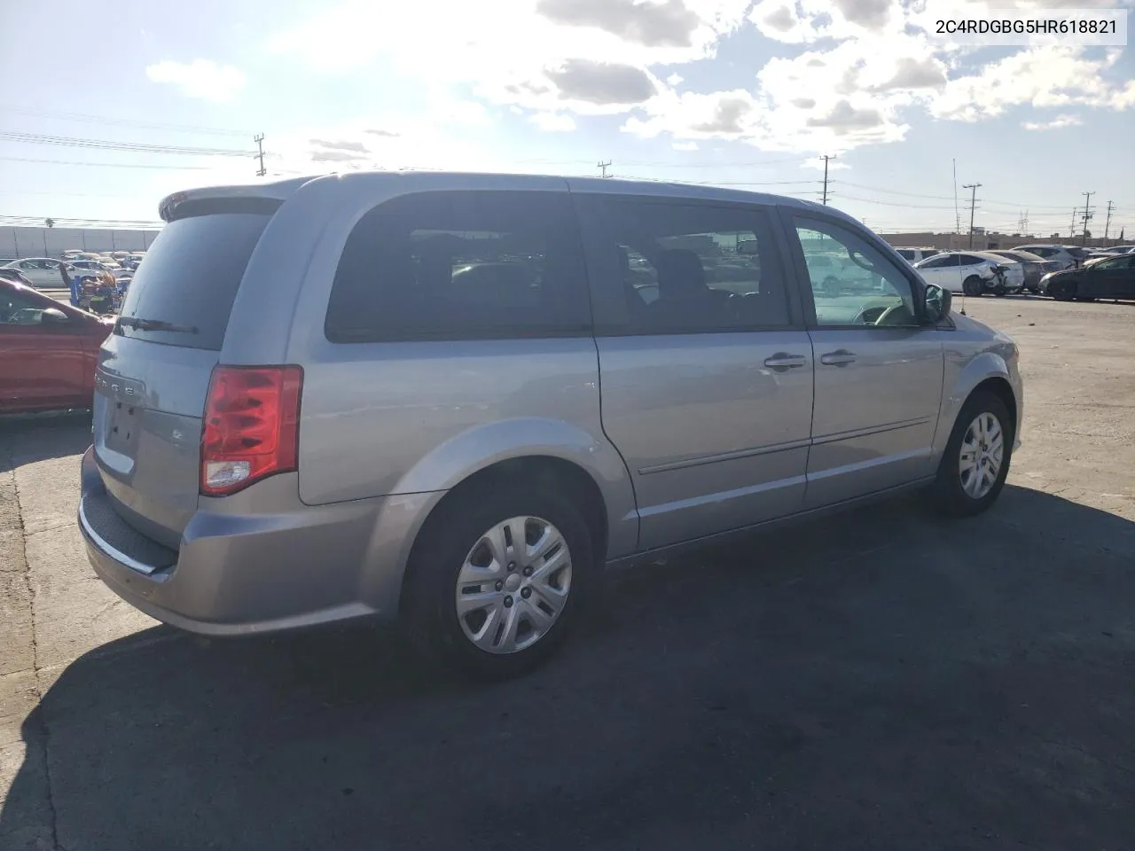 2C4RDGBG5HR618821 2017 Dodge Grand Caravan Se