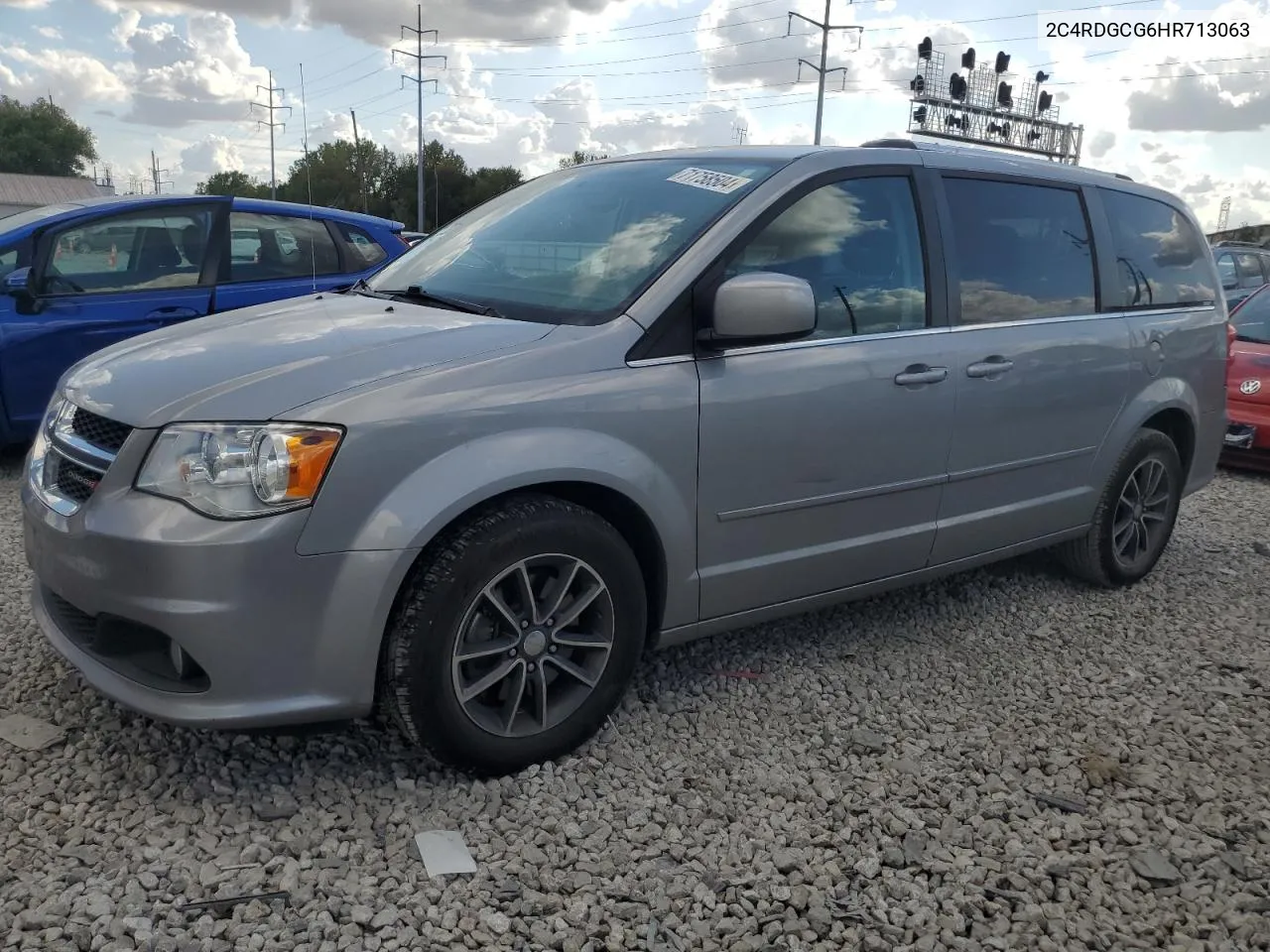 2017 Dodge Grand Caravan Sxt VIN: 2C4RDGCG6HR713063 Lot: 71758504